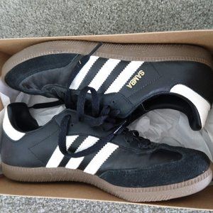 Adidas Samba sneakers new in box
